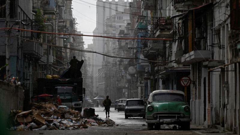 Trump amenaza con "tomar" Cuba: ¿fin de las negociaciones?