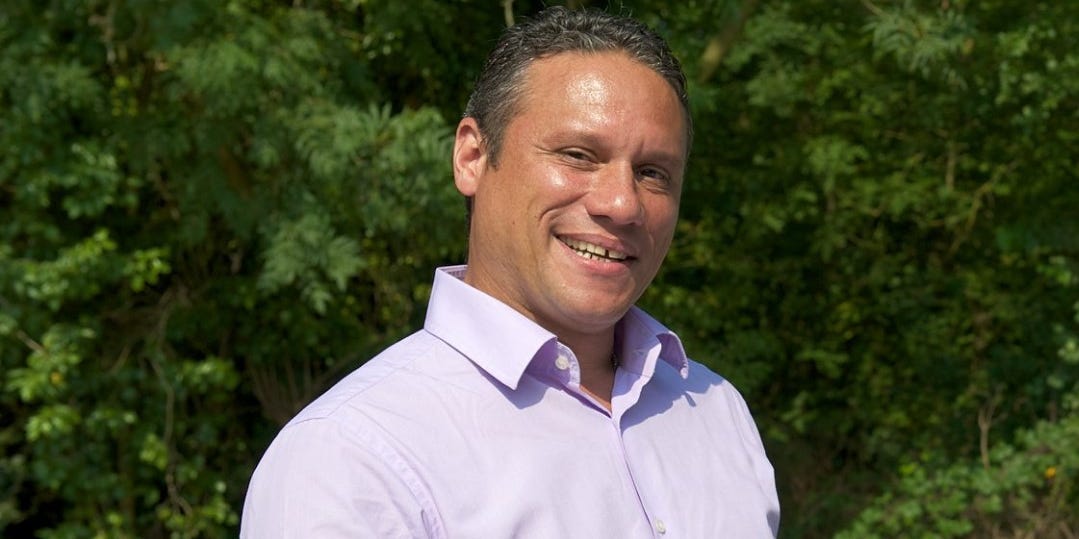 De cocos rellenos de cocaína a héroe contra el crimen: la vida de Andrew Pritchard