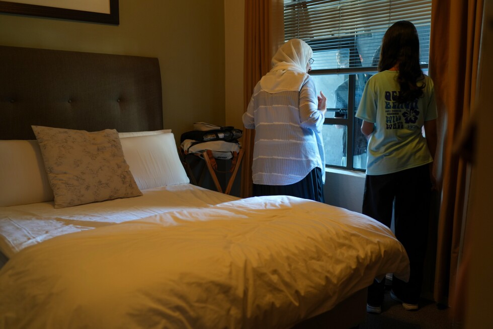 Israelíes sacan palestinos de Gaza en vuelos secretos: ¿rescate o estrategia?