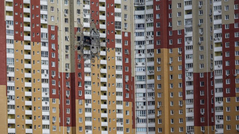 Rusia lanza casi 700 drones sobre Ucrania: 16 muertos en el peor ataque del año