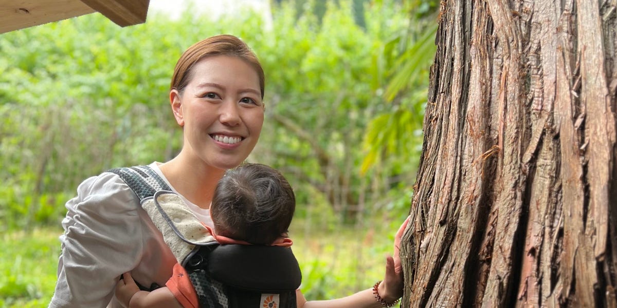 De azafata en Dubái a panadera rural: compró una casa de 180 años por 50.000 dólares