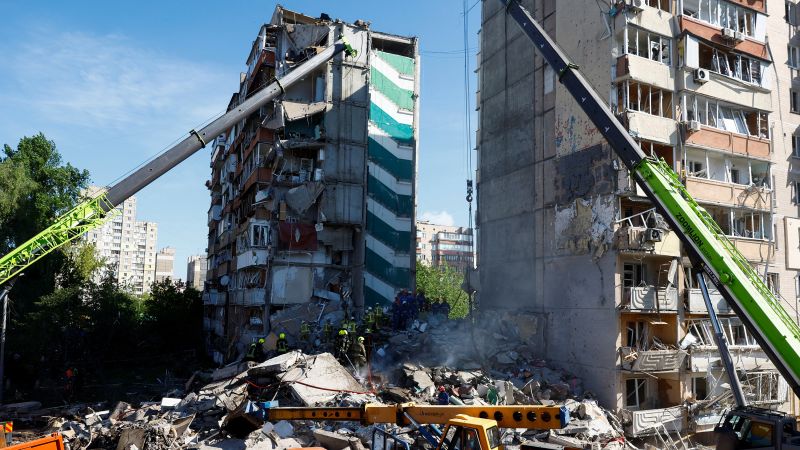Rusia lanza el peor ataque aéreo sobre Kiev: 8 muertos y niños entre las víctimas