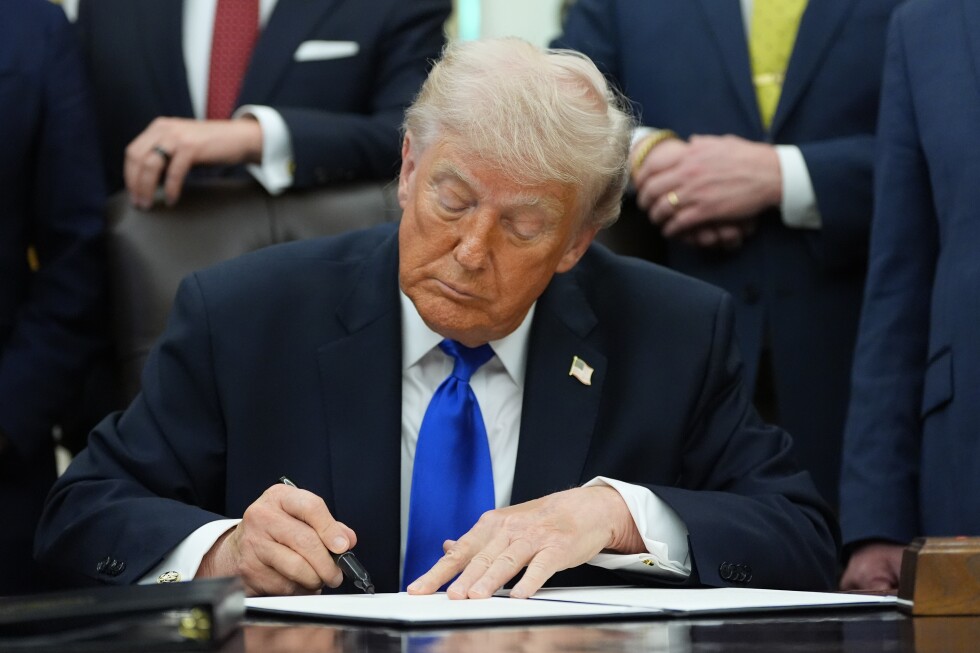Trump sube aranceles a coches europeos al 25%: ¿explota la tensión comercial?