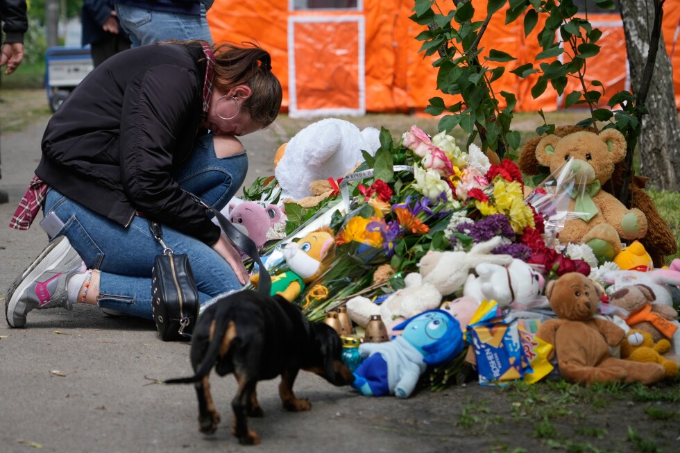 Misil ruso devasta Kiev: 24 muertos, niños entre las víctimas