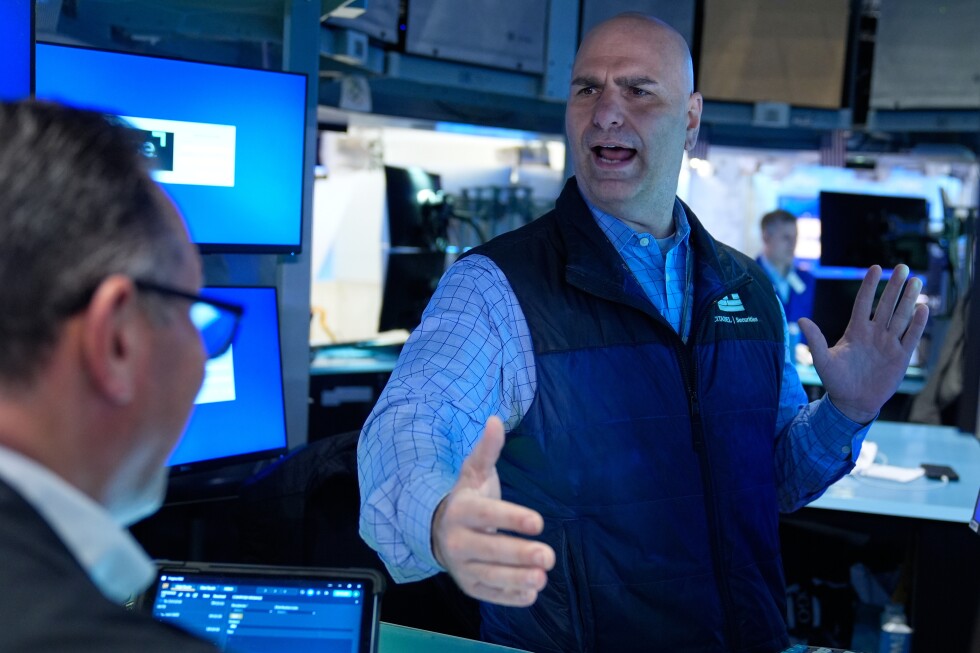 Petróleo dispara por guerra con Irán: bolsas de EE.UU. sorprenden al alza