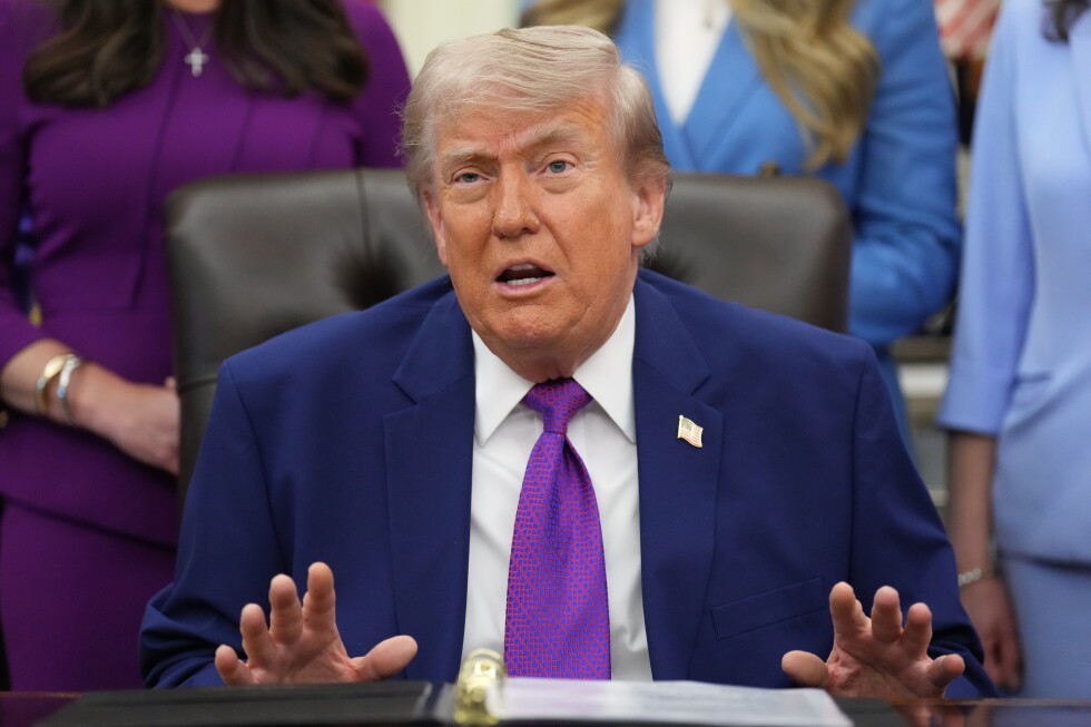 Trump avisa: el alto el fuego con Irán está en "soporte vital" y la gasolina se dispara