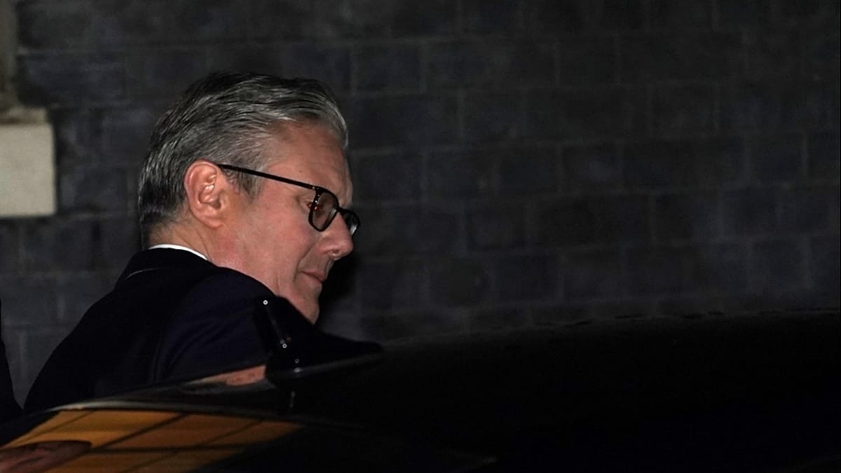 Crisis en el Reino Unido: Starmer resiste dimisión por escándalo Epstein