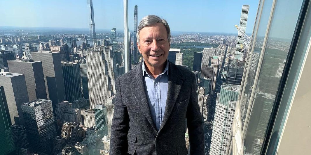 Millonario de 83 años rejuvenece biológicamente 6 años: su rutina diaria