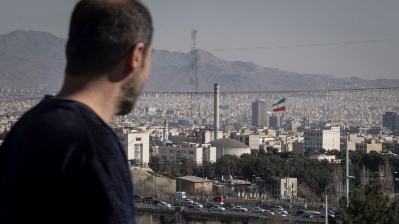 Irán planta cara a Trump: "Somos iraníes y no capitulamos"