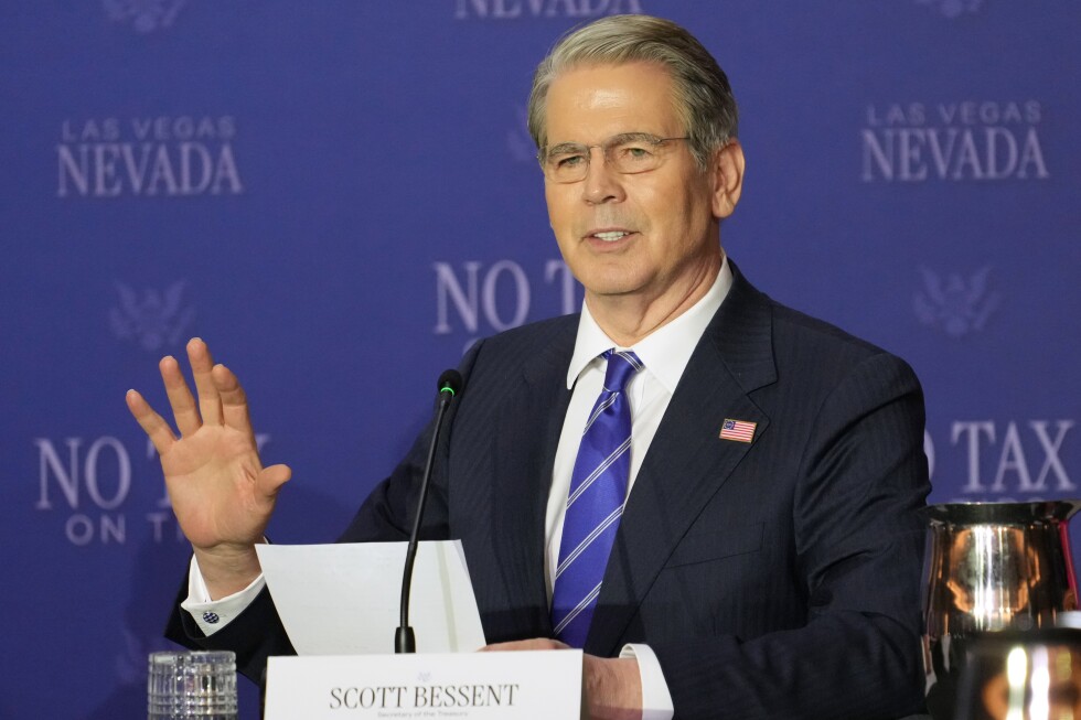 EE.UU. da un vuelco: prorroga tregua al petróleo ruso por la crisis iraní