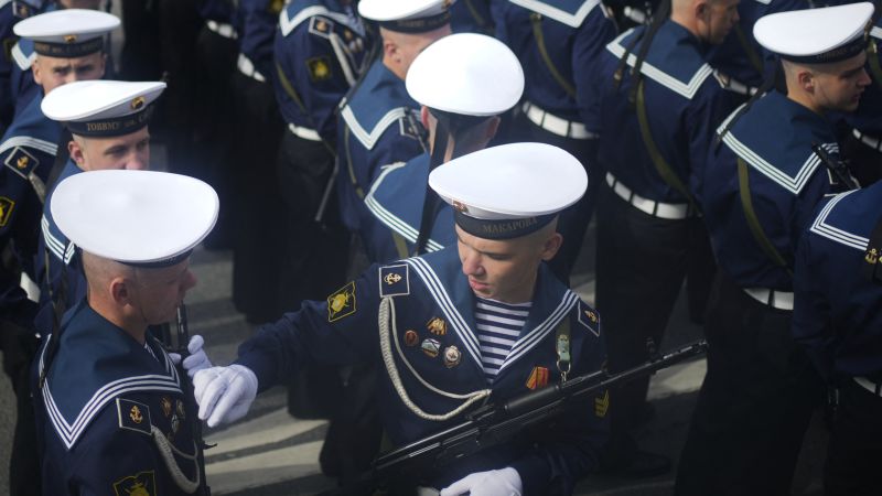 Sin tanques en Moscú: El desfile de Putin marca un cambio en plena tregua