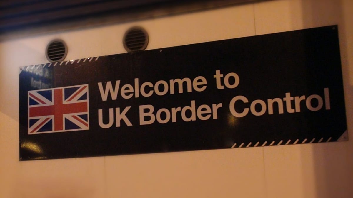 ¡Ojo, viajeros! Reino Unido obliga a permiso digital desde 2026