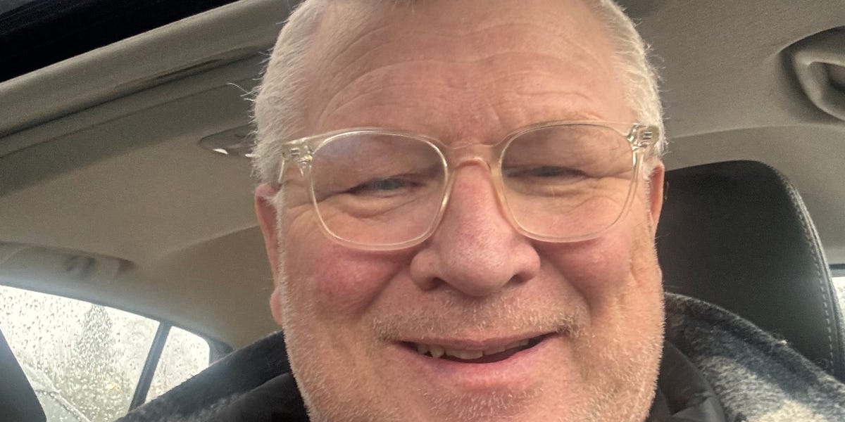 Despedido de Intel a los 60: la lucha por un nuevo empleo