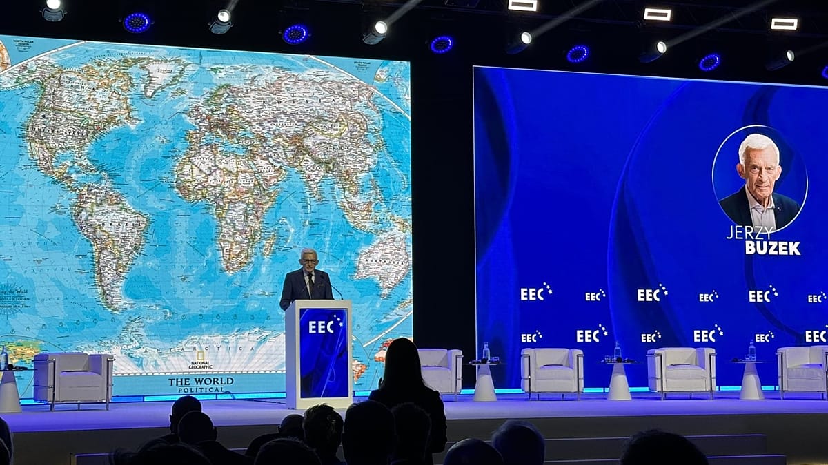 Caos global: Europa necesita resiliencia ya, advierte exlíder polaco