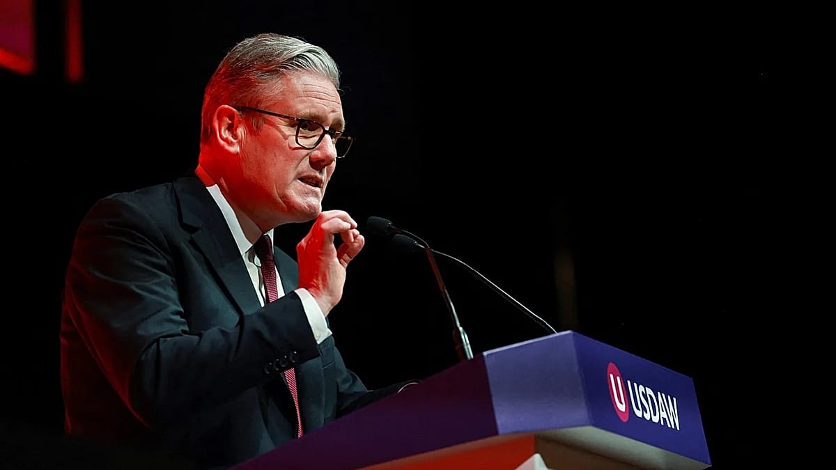 Starmer resiste el asalto parlamentario por el lío con Mandelson y Epstein