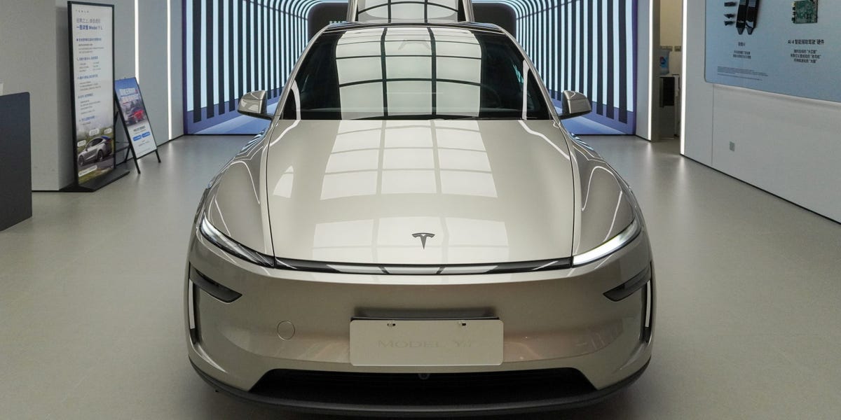 Tesla domina mientras los eléctricos se hunden un 27% en EE.UU.