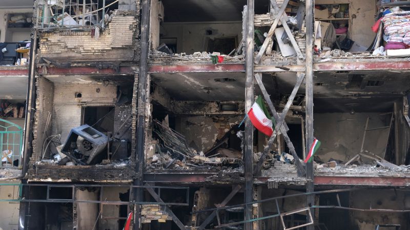 Explosiones en Teherán y caos en Beirut: la guerra con Irán se sale de control