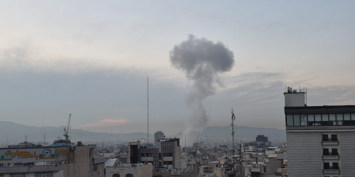 Irán amenaza a Dell y gigantes USA: empleados a casa ya