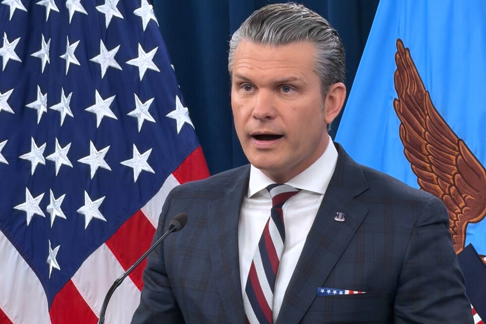 Hegseth explota contra la prensa: ¿Quieren sabotear a Trump con las bajas en Irán?