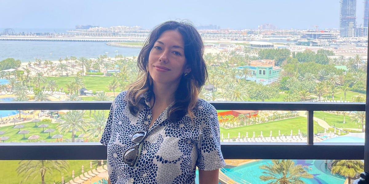 Expat en Dubái con guerra: 45% más sueldo y sin miedos