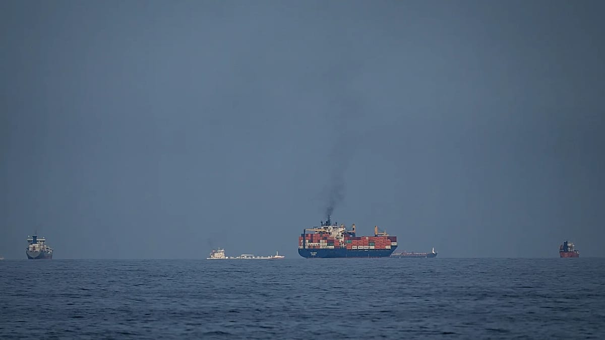 Irán abre paso a ayuda pese a ataques nucleares de Israel