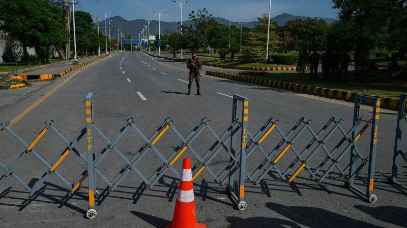 Trump alarga la tregua con Irán pero no cede en el bloqueo naval